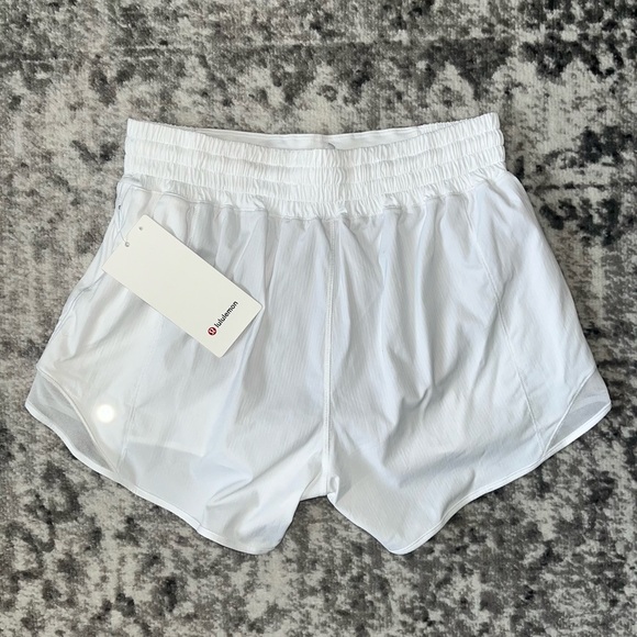 Lululemon Hotty Hot Short *High-Rise Long 4" - Picture 1 of 8